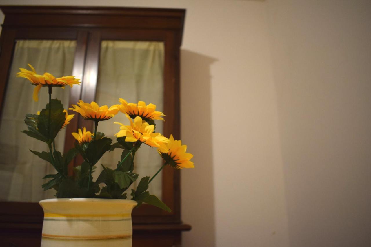 Domus - Casa Vacanza B&B Veroli Luaran gambar