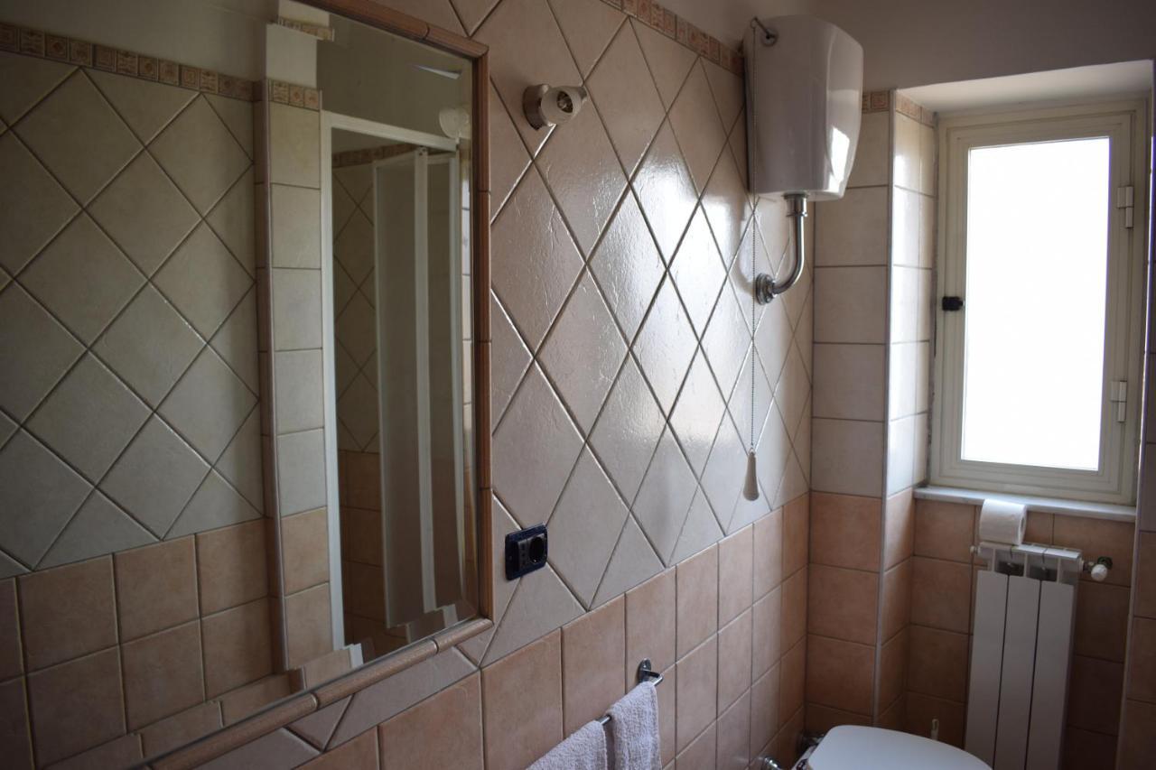 Domus - Casa Vacanza B&B Veroli Luaran gambar